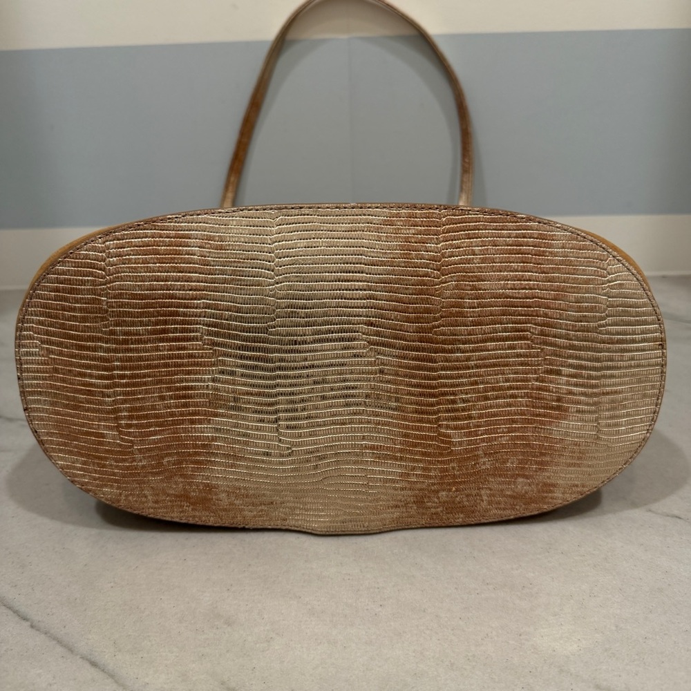 Brahmin Unique Tan Hobo Bucket Bag Metallic Trim With Authentication Card - Picture 9 of 16